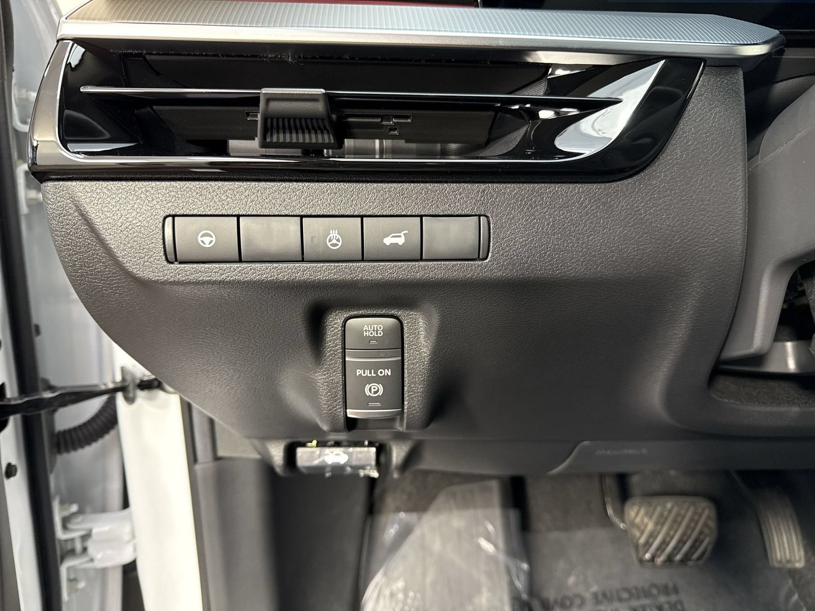 Used 2025 Nissan Murano SL AWD/4WD image 15