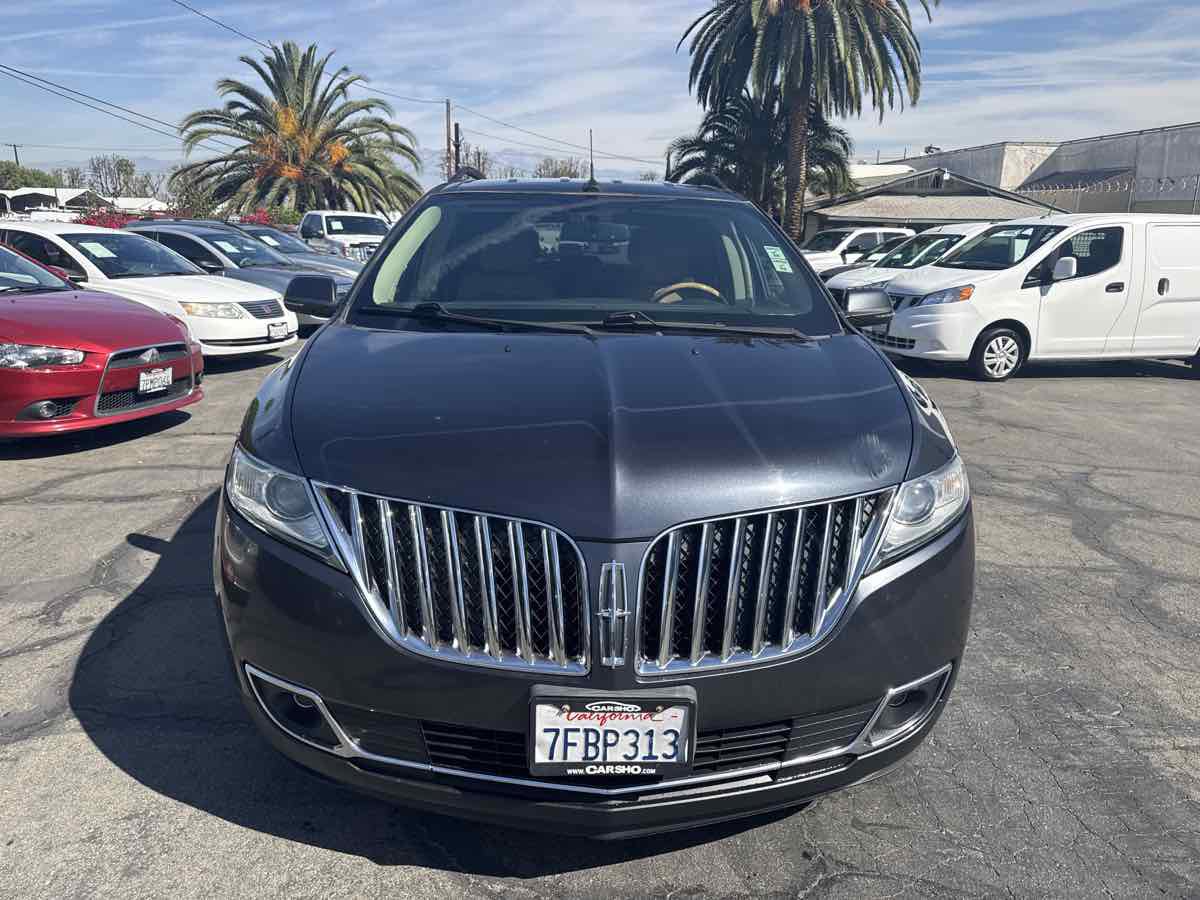Used 2014 Lincoln MKX w/ Equipment Group 101A image 2