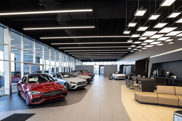 Used 2023 Tesla Model Y Long Range image 3