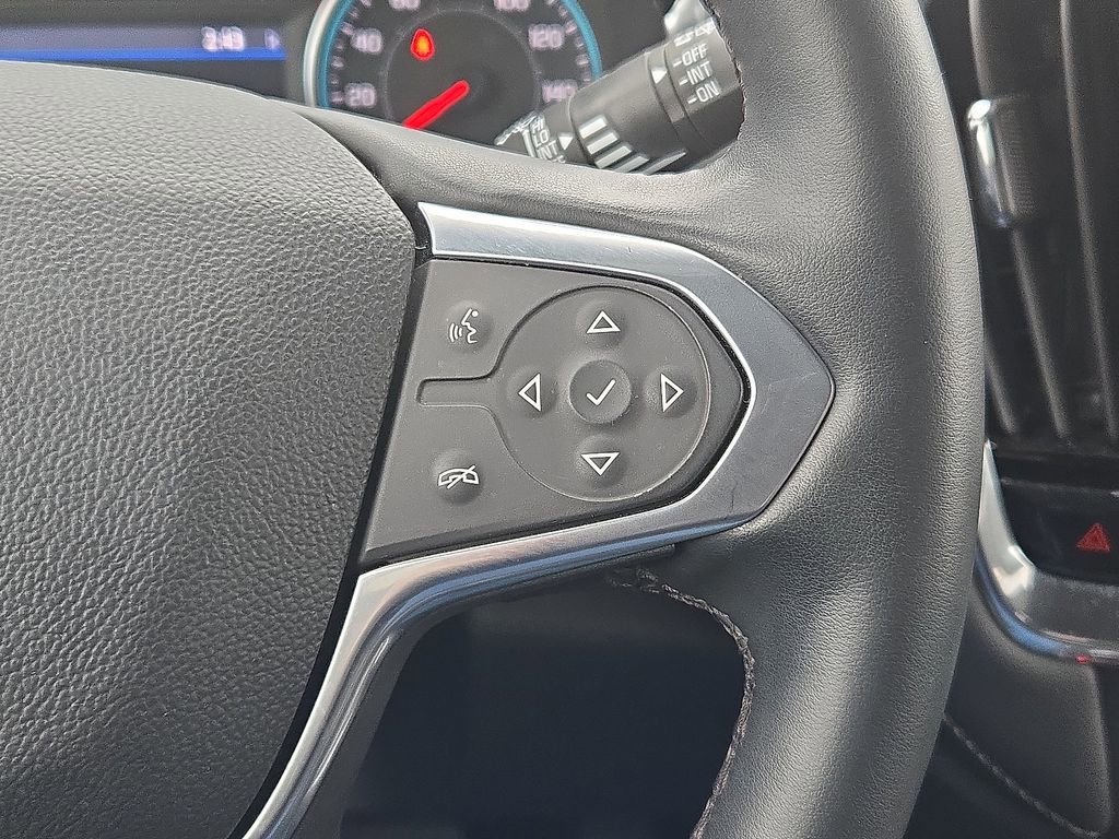 Used 2023 Chevrolet Traverse LT image 28