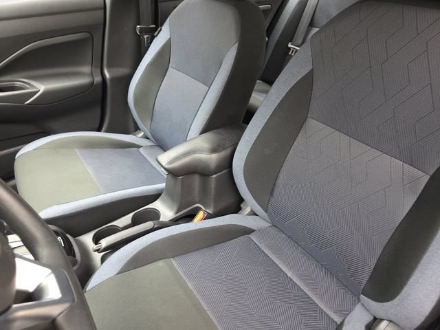 Used 2025 Nissan Versa SV w/ Trunk Package FWD image 15