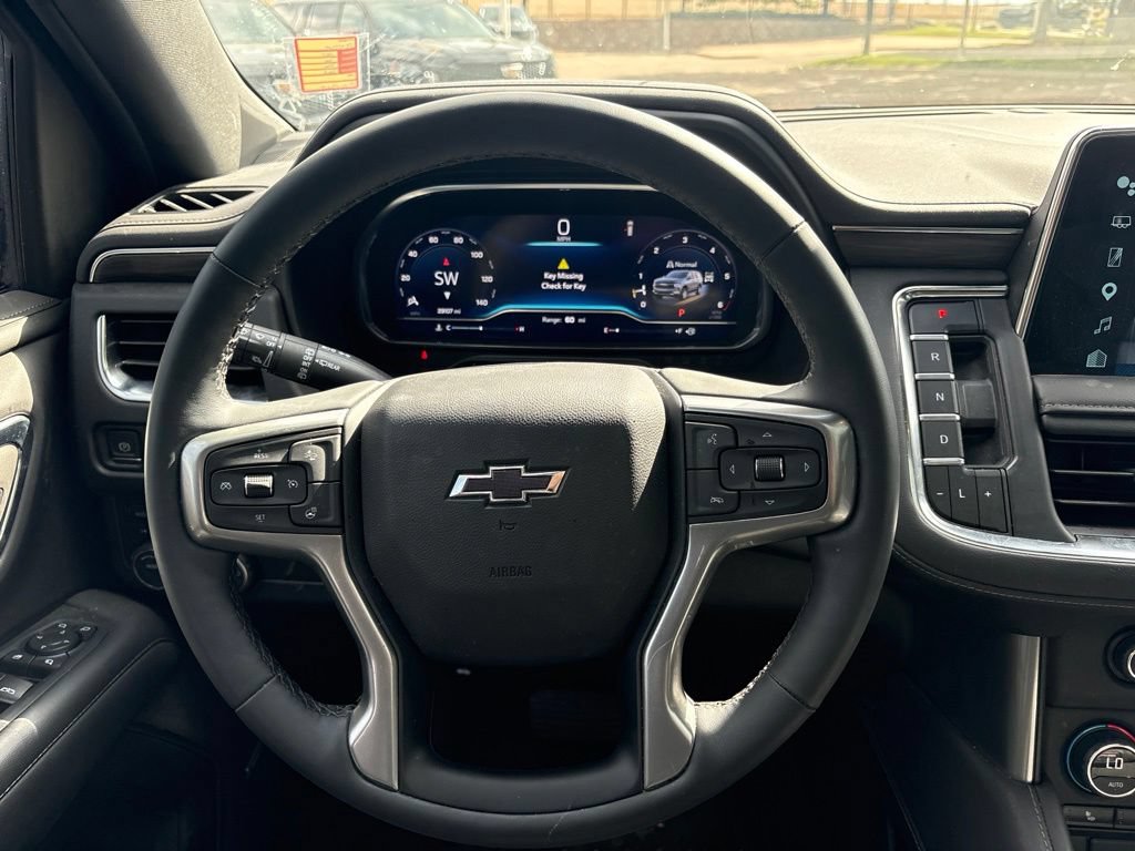 Used 2023 Chevrolet Tahoe Z71 w/ Luxury Package AWD/4WD image 13