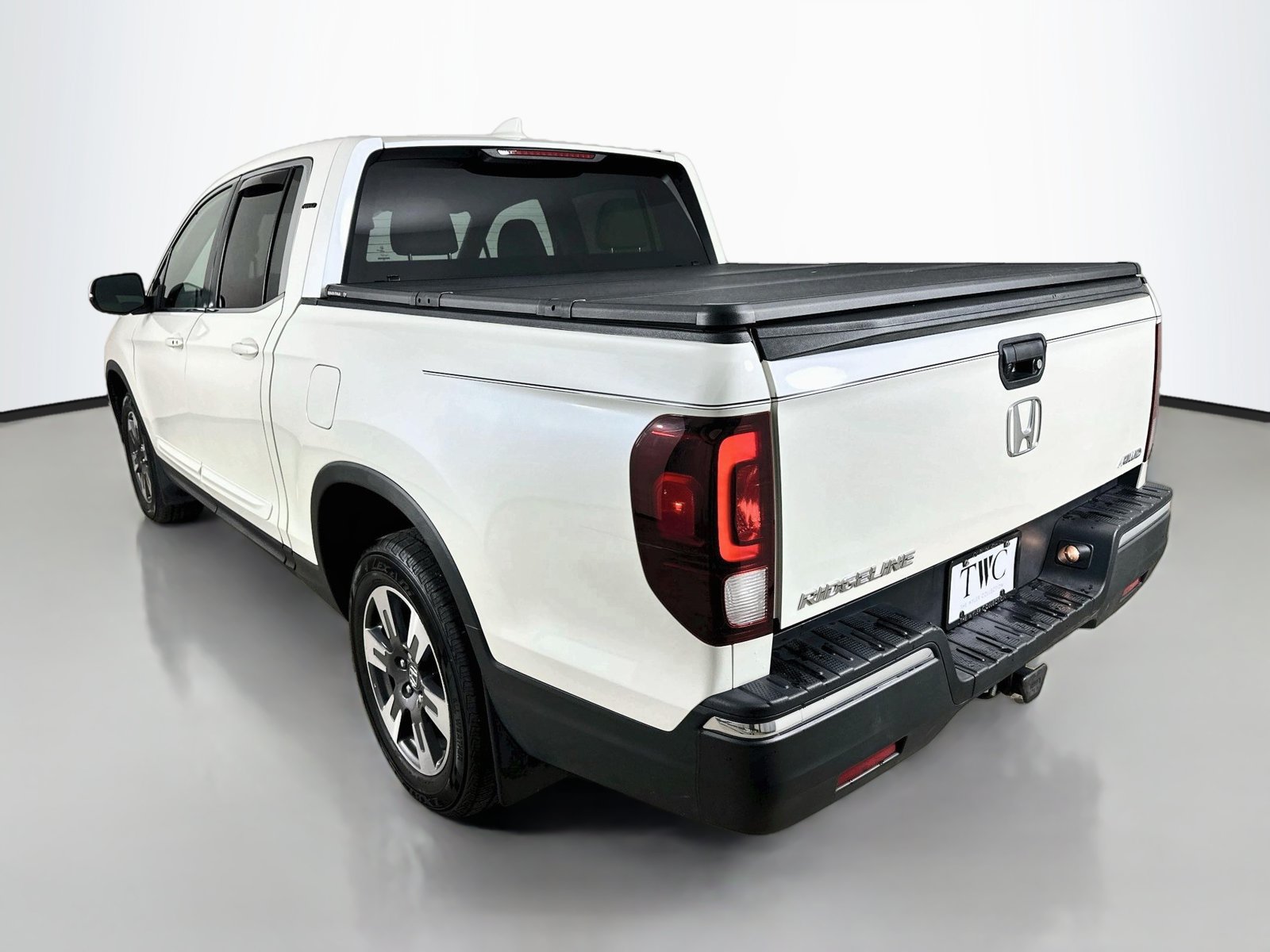 Used 2017 Honda Ridgeline RTL image 7