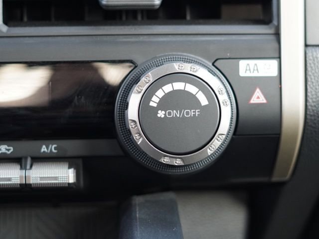 Certified 2024 Toyota Tacoma SR image 29