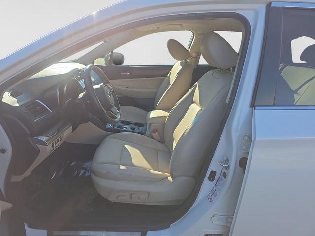Used 2018 Subaru Outback 3.6R Limited AWD/4WD image 11