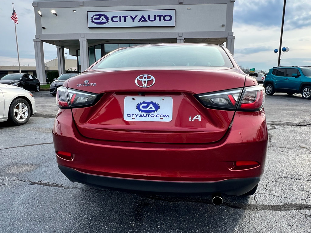 Used 2018 Toyota Yaris iA image 6