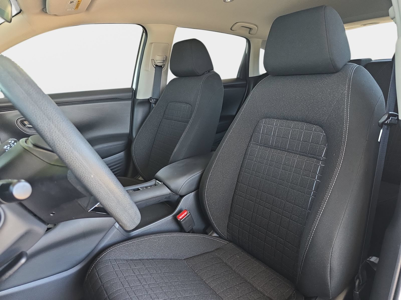 Used 2024 Honda HR-V LX image 17