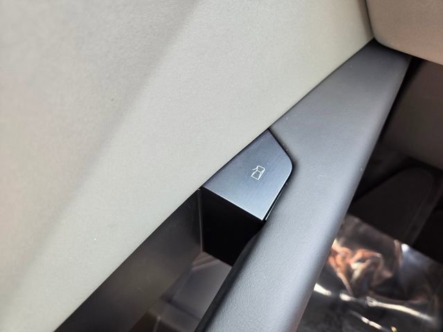 Used 2024 Tesla Cybertruck Cyberbeast image 21