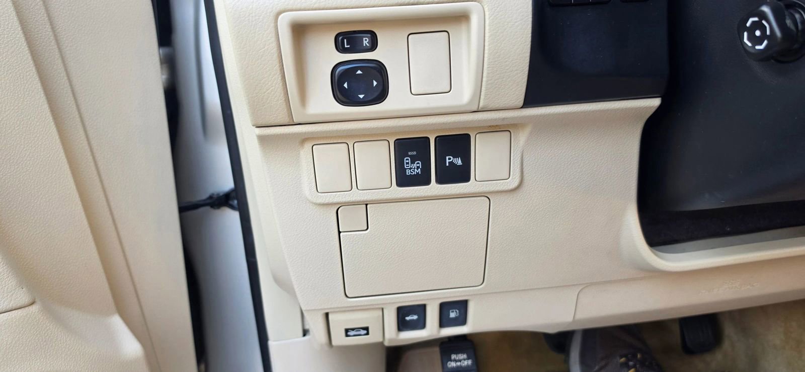 Used 2013 Lexus ES 350 FWD image 30