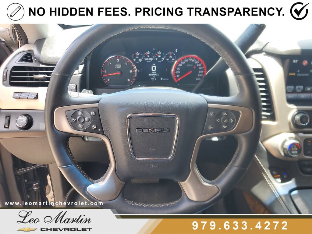 Used 2016 GMC Yukon Denali w/ Open Road Package RWD image 23