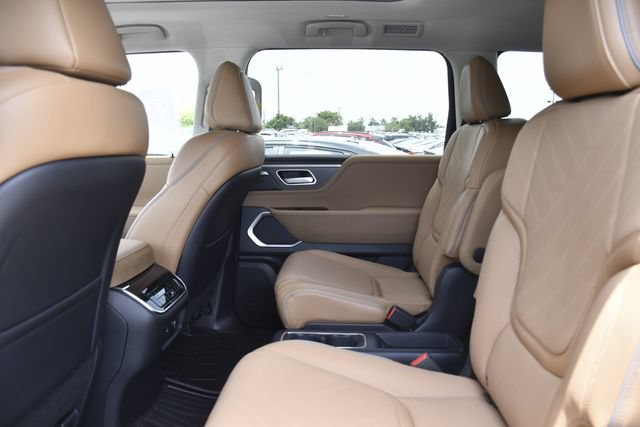New 2027 INFINITI QX80 Luxe w/ Cargo Package RWD image 23