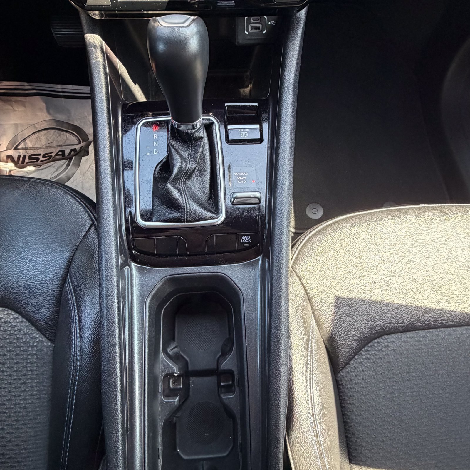 Used 2024 Jeep Compass Latitude AWD/4WD image 23