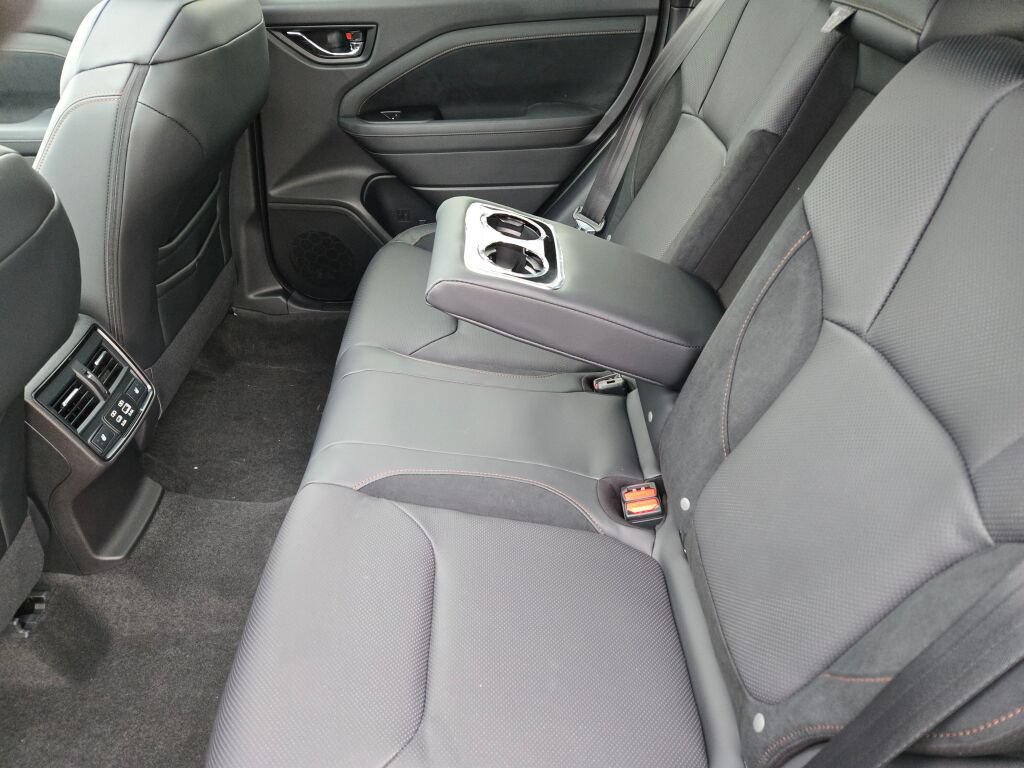 Used 2026 Subaru Forester Touring AWD/4WD image 23
