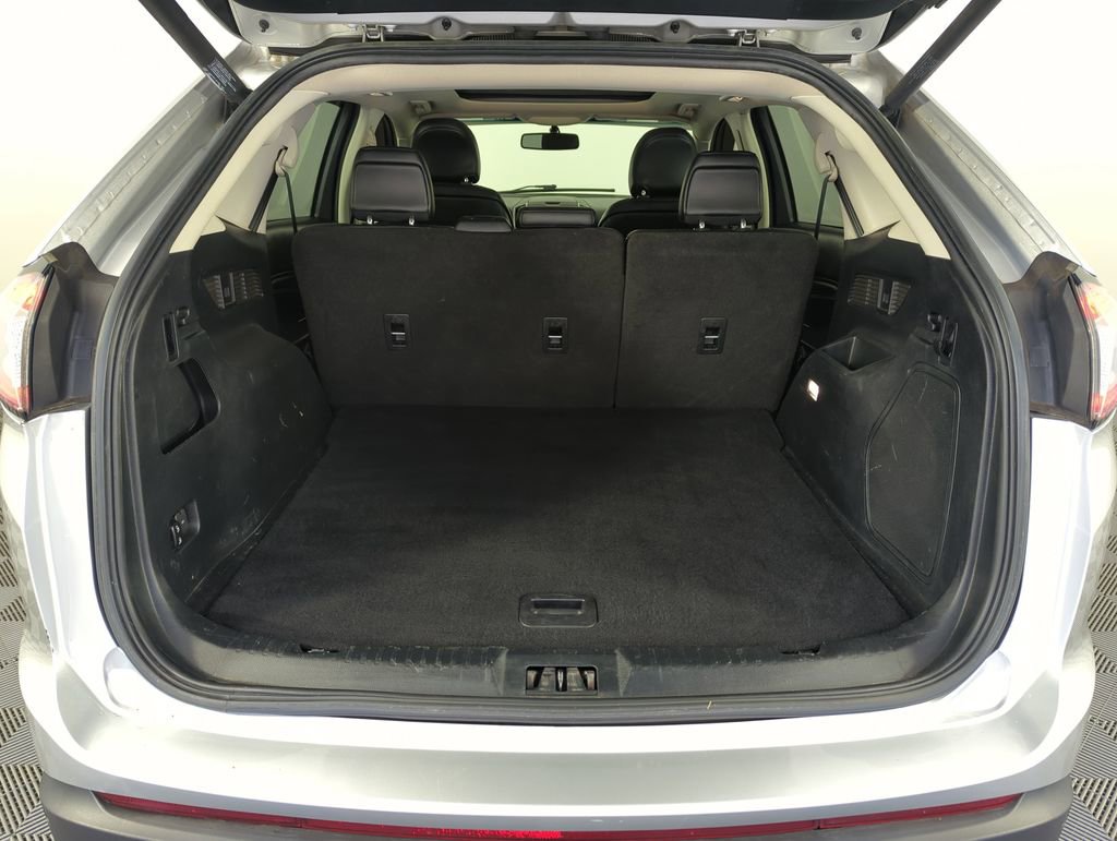 Used 2018 Ford Edge Titanium w/ Equipment Group 301A image 30