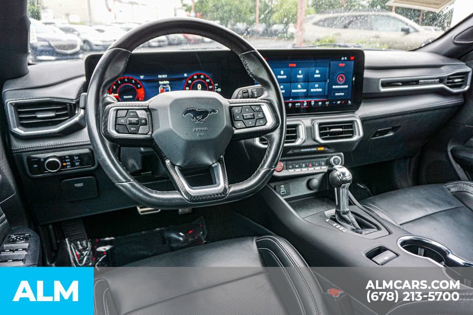 Used 2025 Ford Mustang Premium RWD image 26