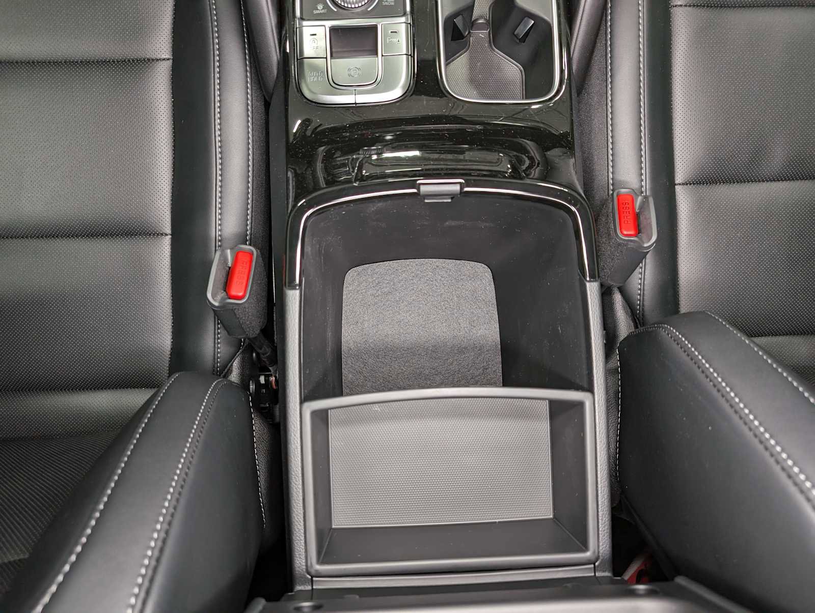 New 2025 Kia Telluride S image 16