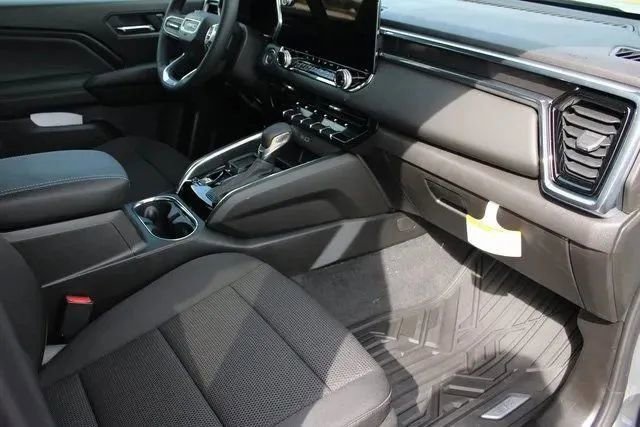 New 2026 GMC Canyon Elevation w/ Convenience Package image 19