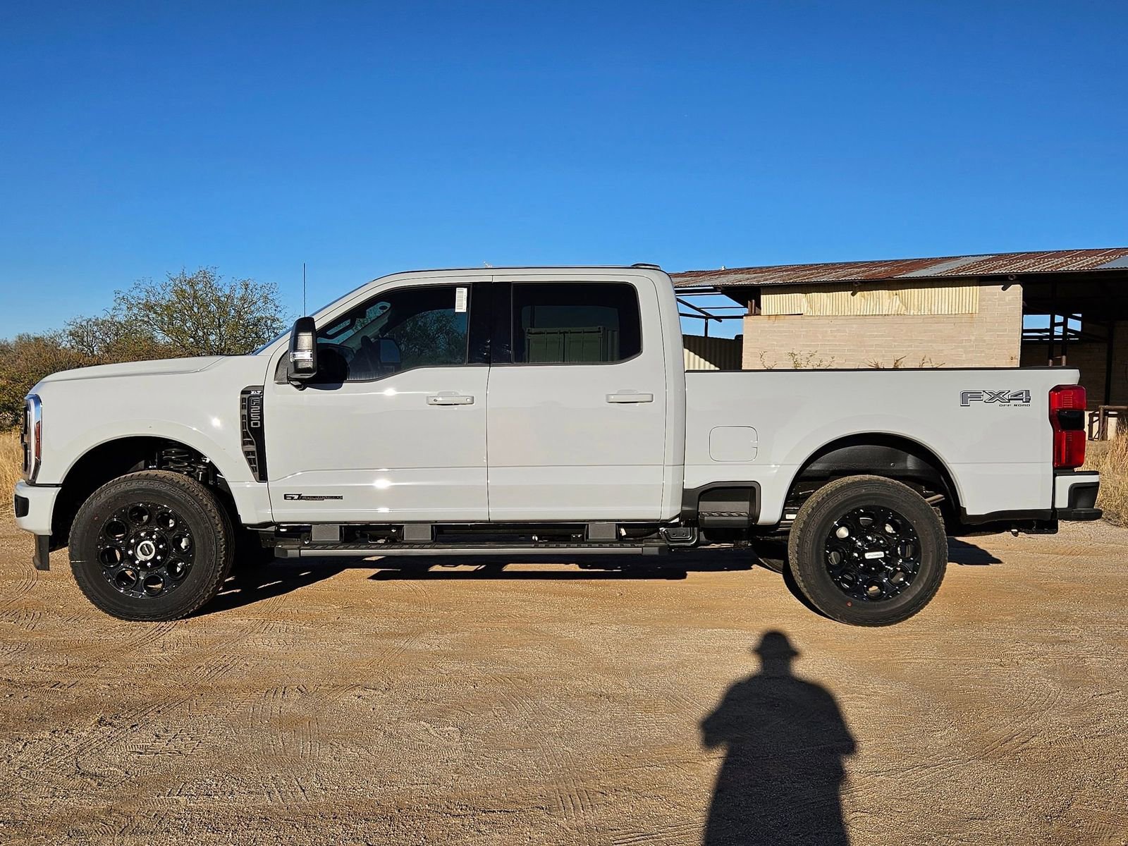 New 2026 Ford F250 XLT w/ XLT Premium Package AWD/4WD image 9
