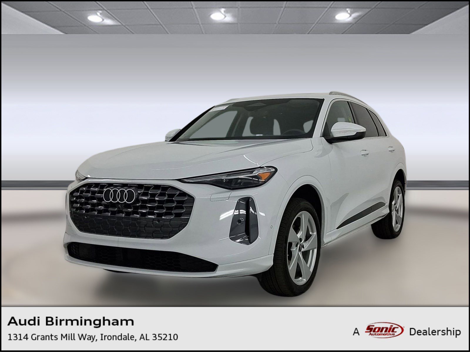 Used 2025 Audi Q5 Premium Plus w/ Premium Plus image 1