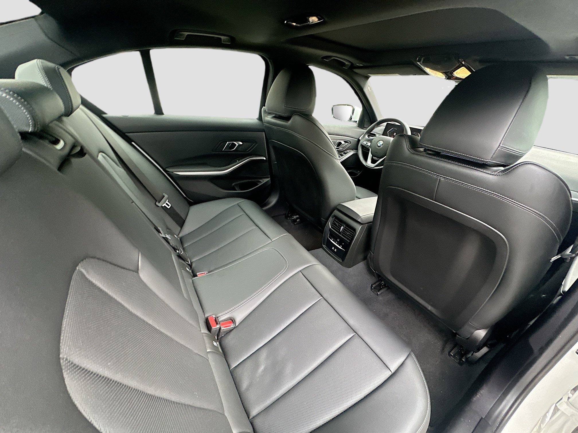 Certified 2024 BMW 330i xDrive 330i xDrive image 29