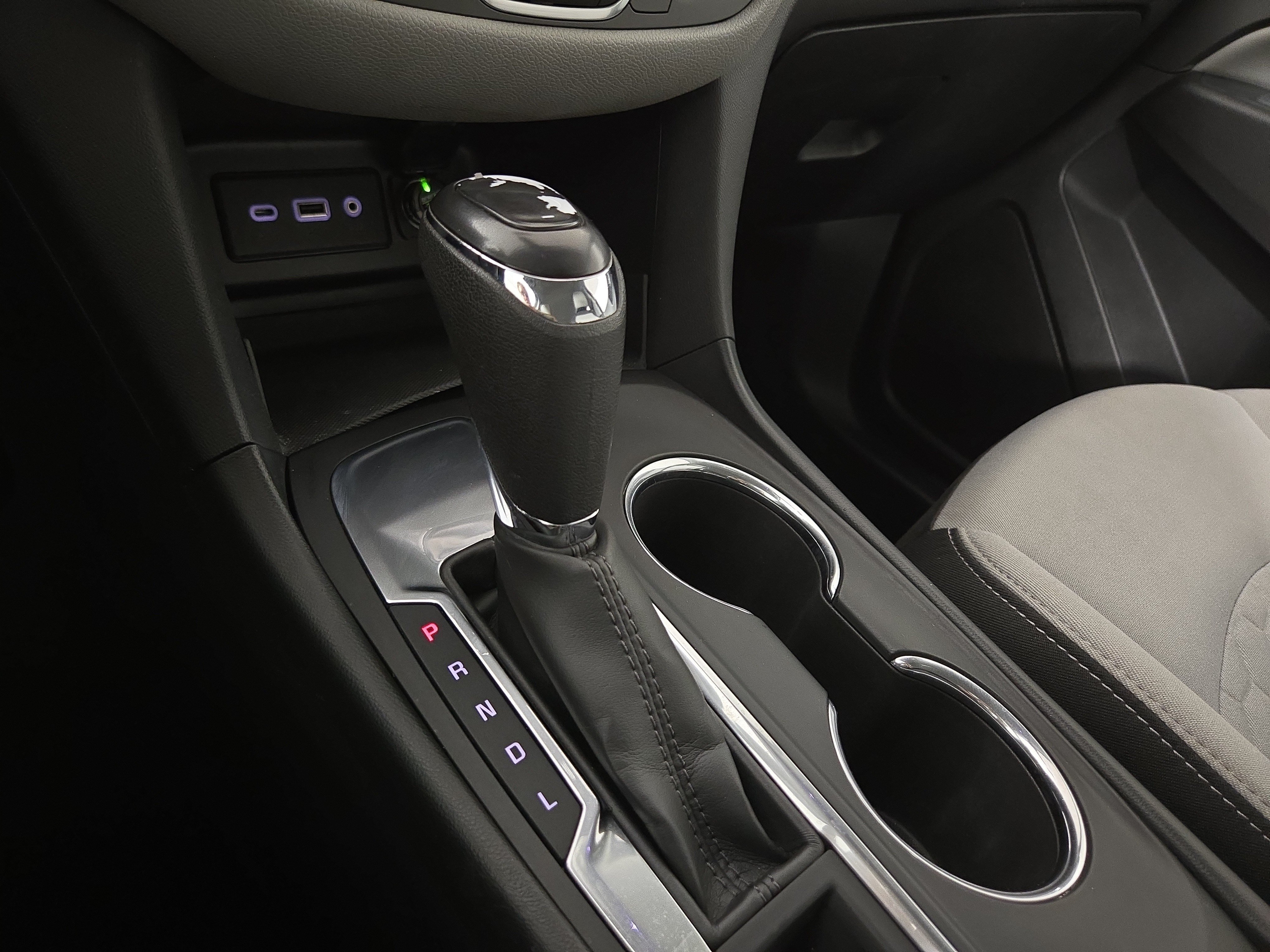 Used 2019 Chevrolet Equinox LS FWD image 22