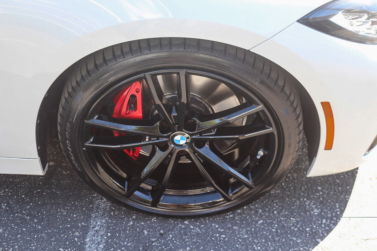 Used 2023 BMW 430i Coupe w/ M Sport Package RWD image 9