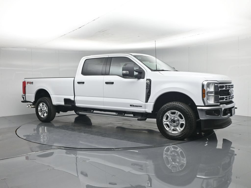 New 2026 Ford F350 XLT w/ FX4 Off-Road Package AWD/4WD image 26