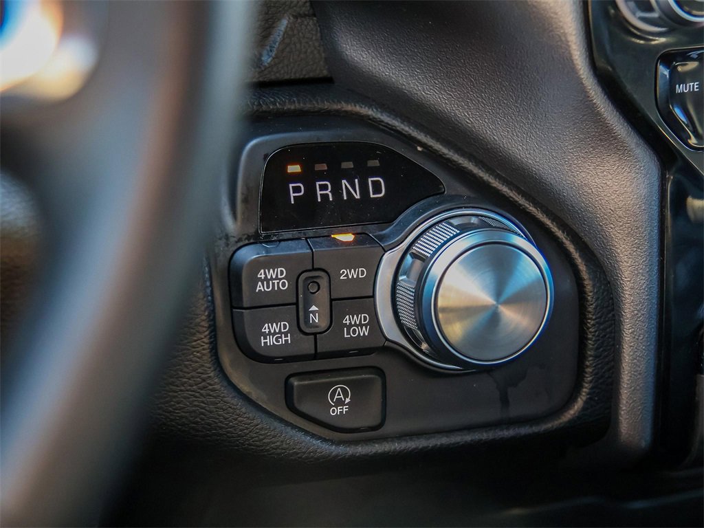 Used 2025 RAM 1500 Laramie image 28