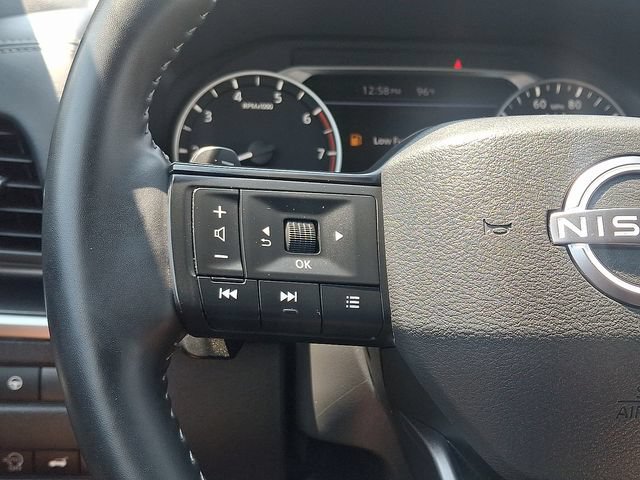 Used 2025 Nissan Rogue SV AWD/4WD image 20
