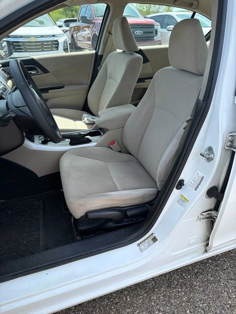 Used 2013 Honda Accord LX image 5