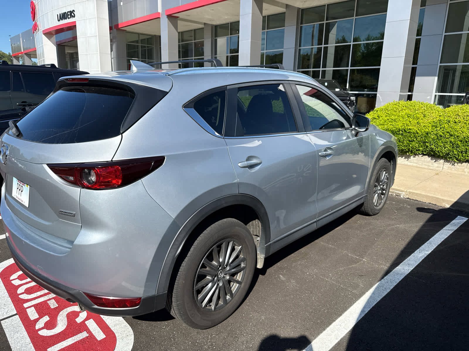 Used 2019 MAZDA CX-5 Touring FWD image 3