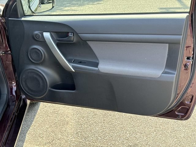Used 2011 Scion tC FWD image 5