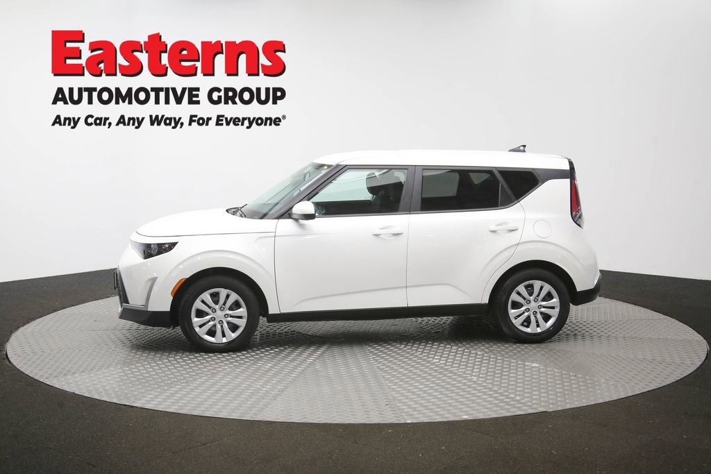 Used 2023 Kia Soul LX FWD image 58