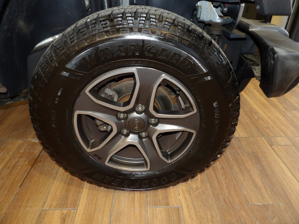 Used 2017 Jeep Wrangler Unlimited Sport w/ Quick Order Package 24S image 4