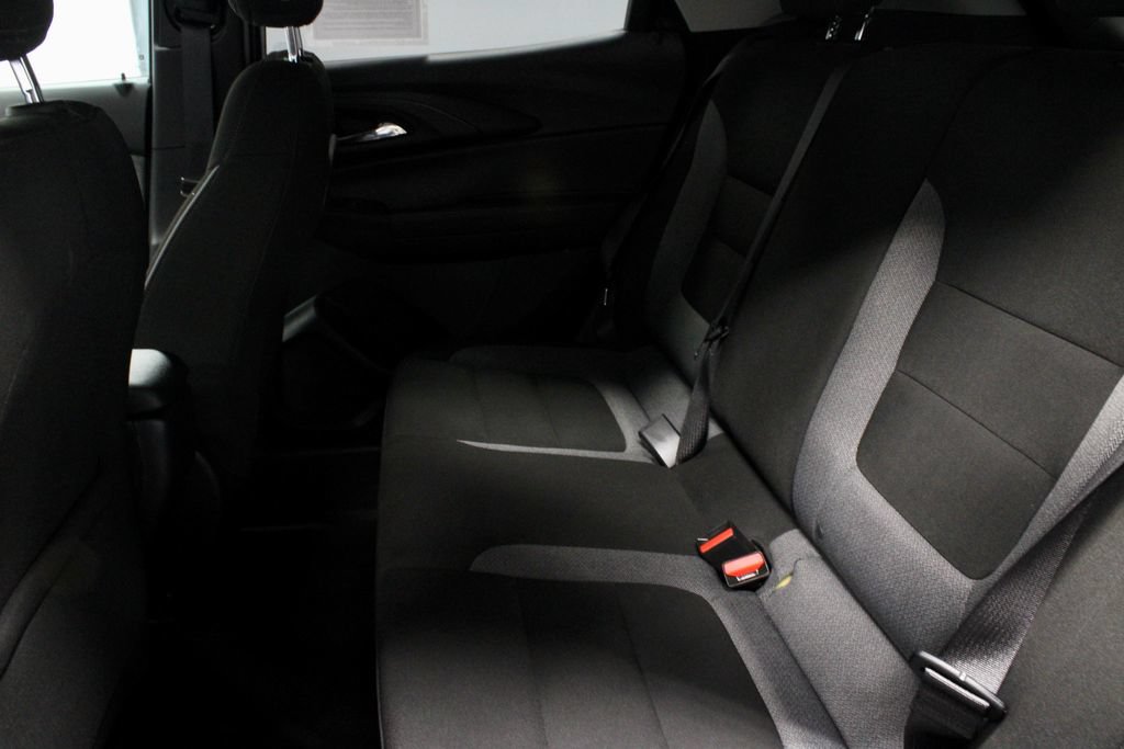 Used 2024 Chevrolet TrailBlazer LS w/ LS Convenience Package FWD image 21