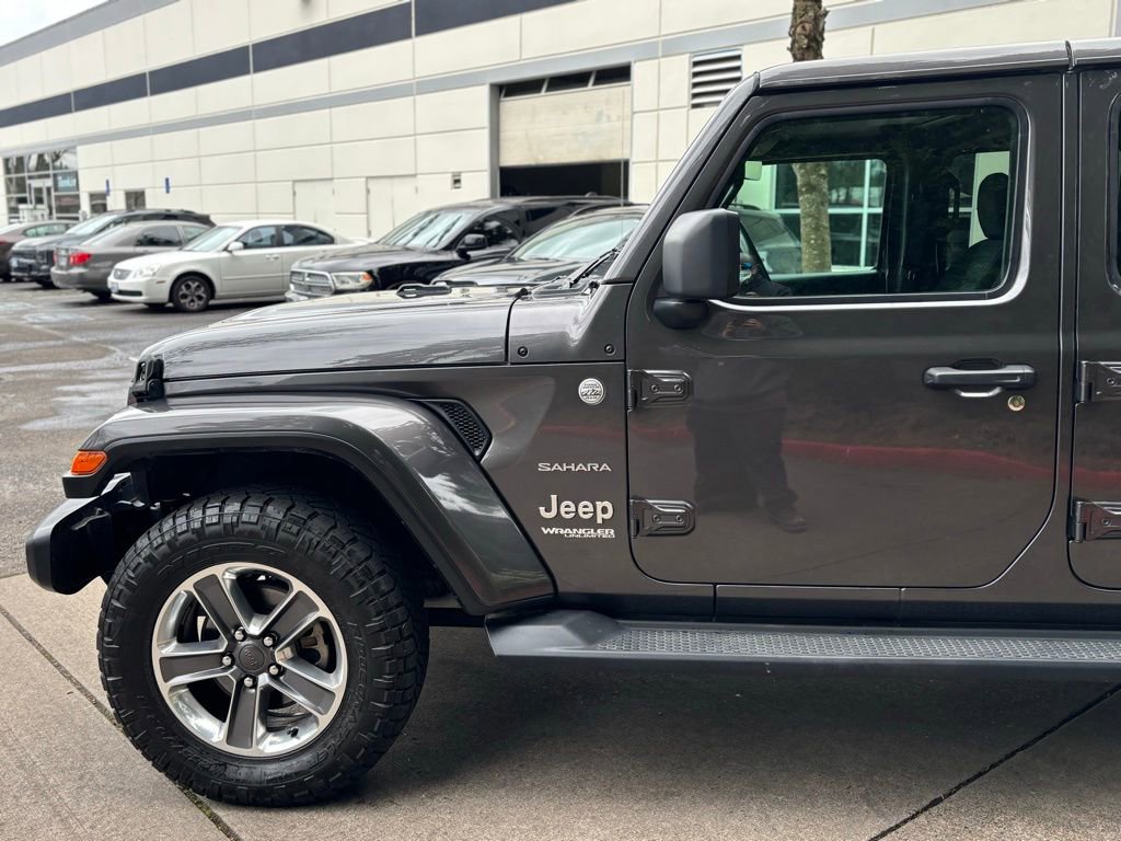 Used 2021 Jeep Wrangler Unlimited Sahara w/ Uconnect 4C Nav & Sound Group image 7