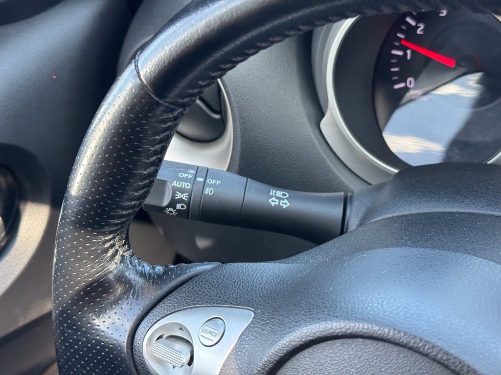 Used 2014 Nissan Juke SL AWD/4WD image 28