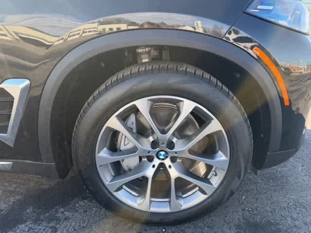 New 2026 BMW X5 xDrive50e w/ Premium Package AWD/4WD image 12