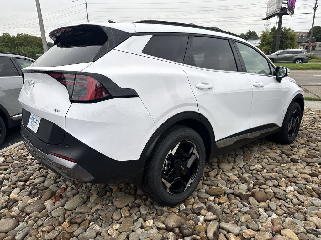 New 2026 Kia Sportage EX w/ EX Panorama Roof Package AWD/4WD image 4