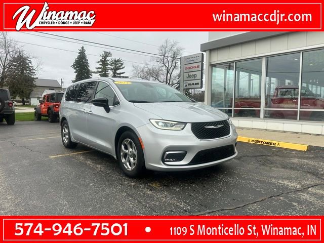 Used 2024 Chrysler Pacifica Limited FWD image 1