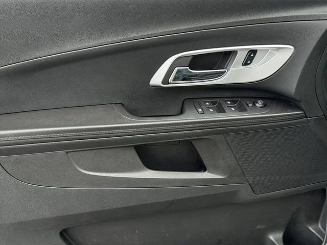 Used 2016 Chevrolet Equinox LT w/ Convenience Package image 14