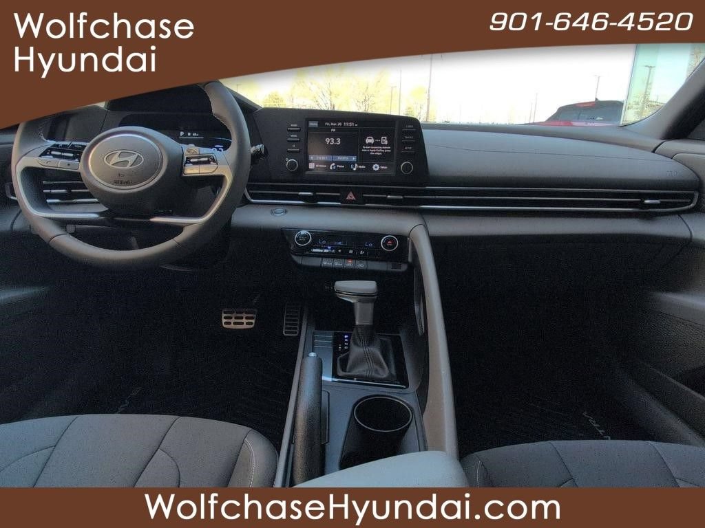 New 2026 Hyundai Elantra Sport FWD image 5