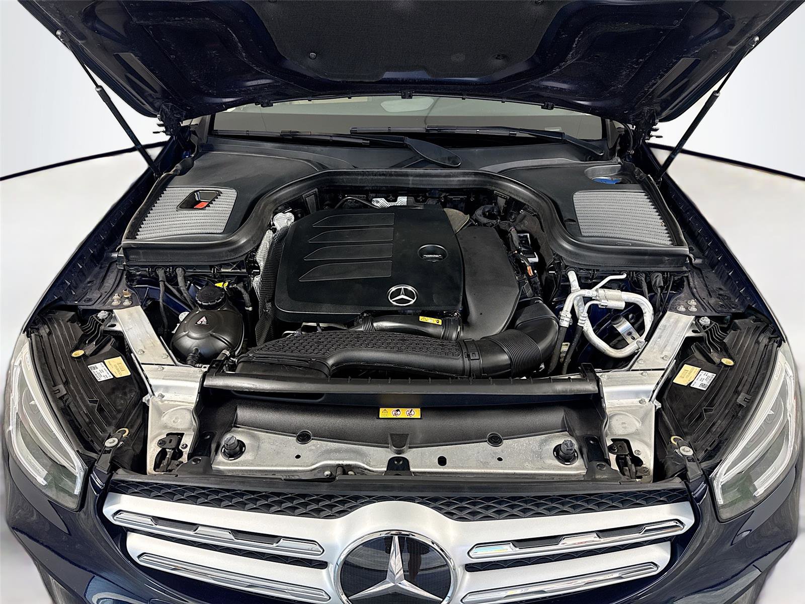 Used 2020 Mercedes-Benz GLC 300 4MATIC image 29