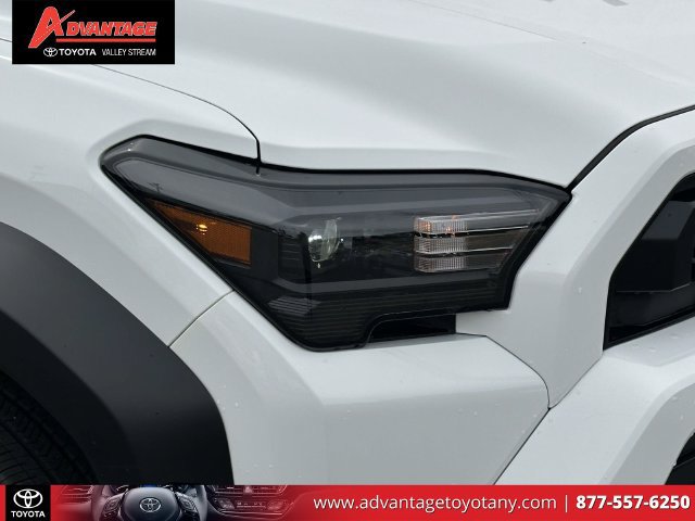 Used 2026 Toyota 4Runner SR5 RWD image 12