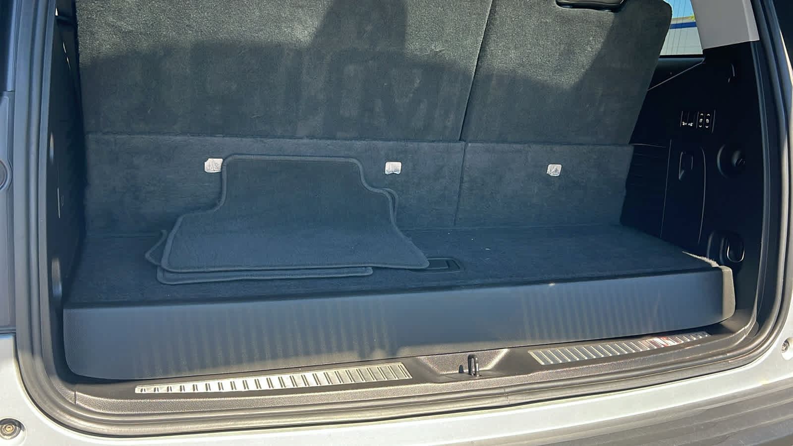 Used 2019 Chevrolet Tahoe LT AWD/4WD image 27