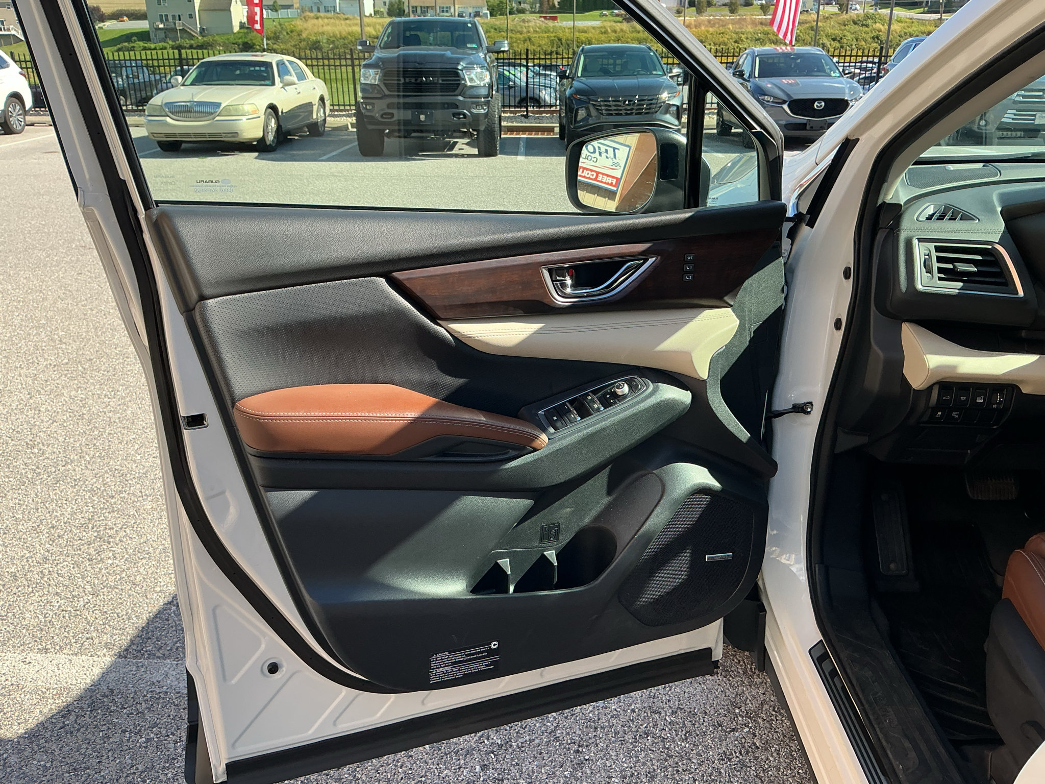 Used 2020 Subaru Ascent Touring AWD/4WD image 13