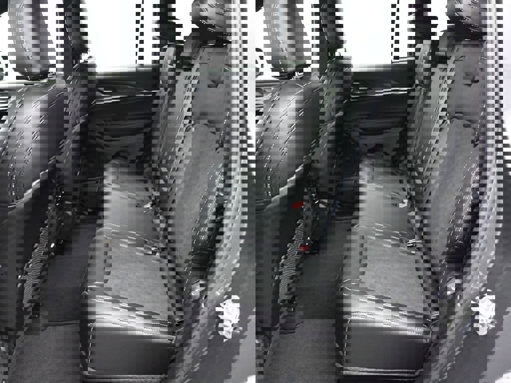 New 2026 Jeep Grand Cherokee Altitude image 20