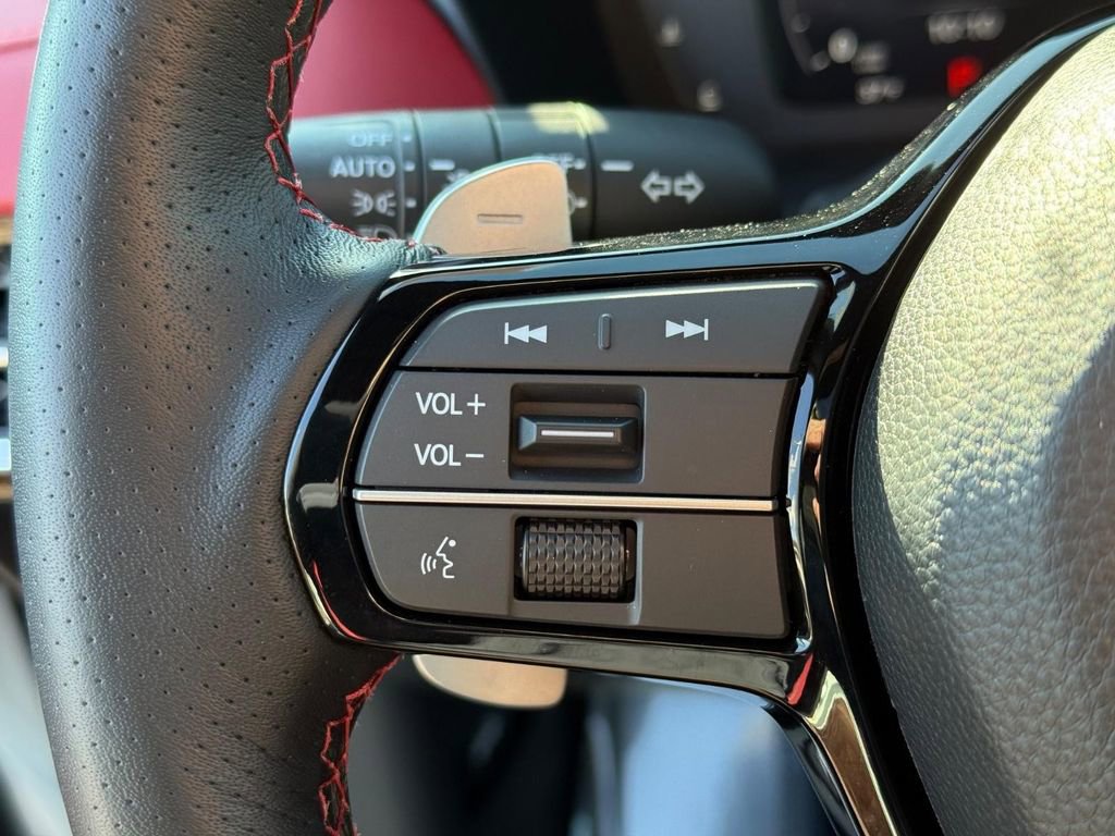 Certified 2025 Acura ADX A-Spec image 17