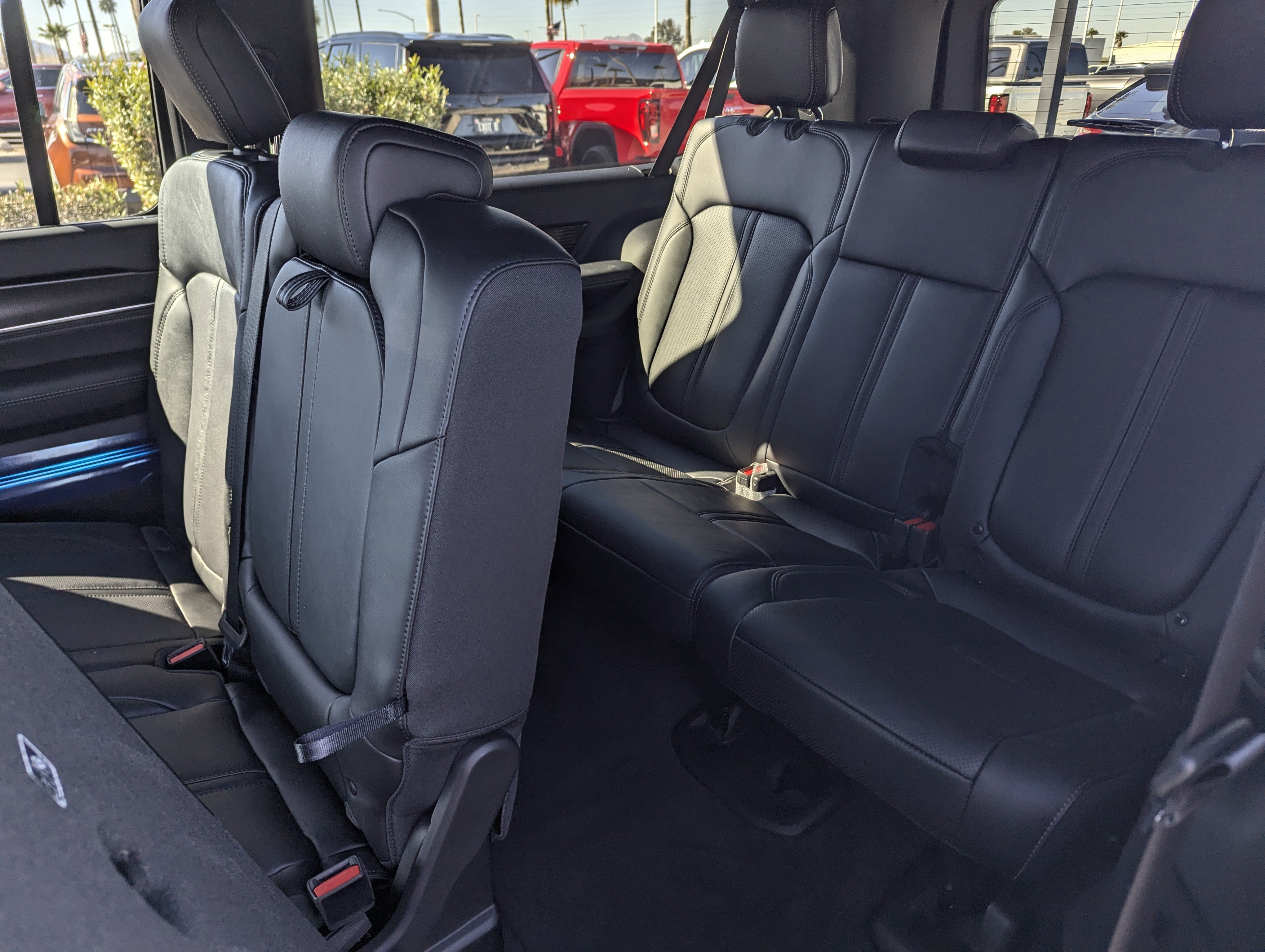 New 2026 Jeep Grand Wagoneer L Summit image 9