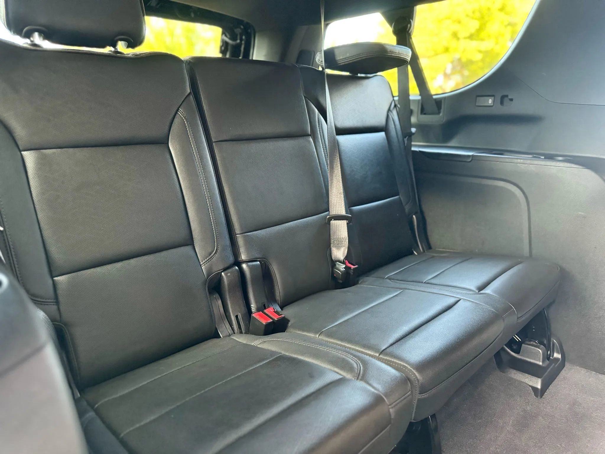 Used 2021 Chevrolet Suburban High Country AWD/4WD image 14